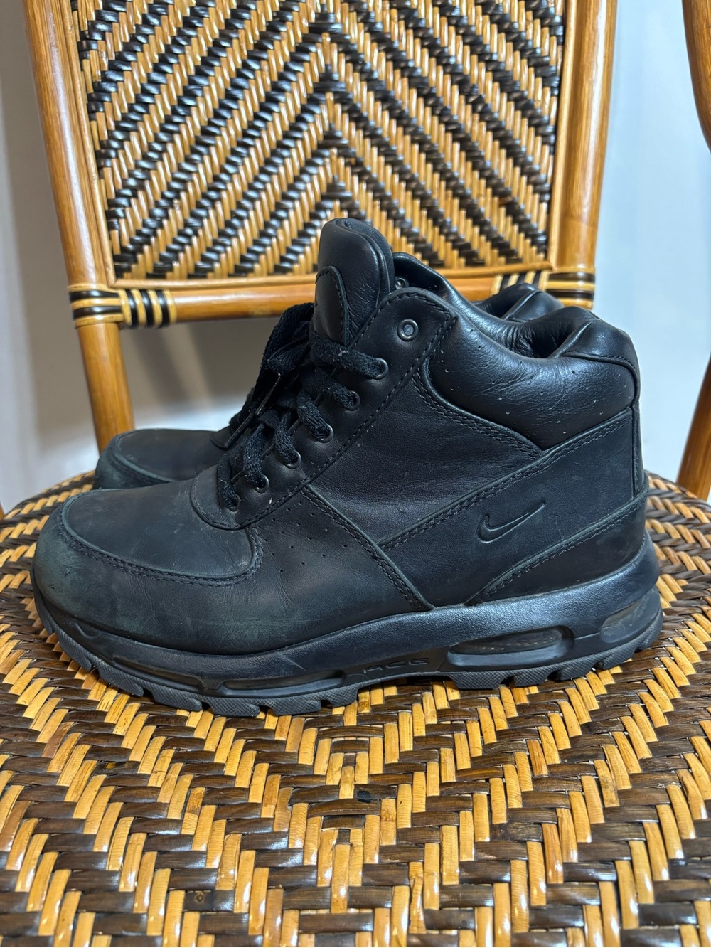 Nike Air Max Goadome ACG Boots 865031-009 Sz 8.5 Waterproof